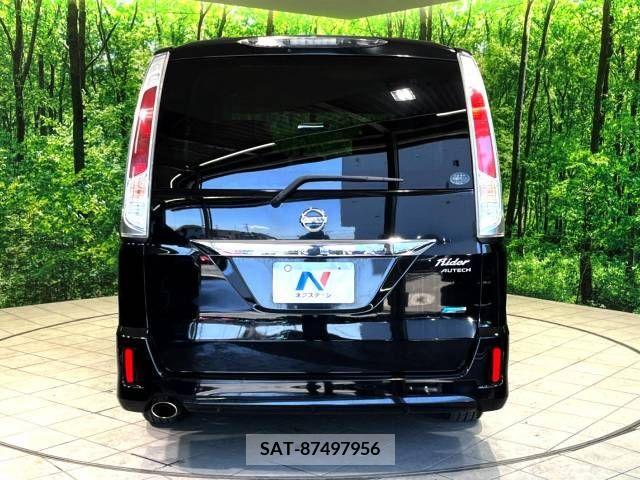 Nissan SERENA 2011-10 324850-15