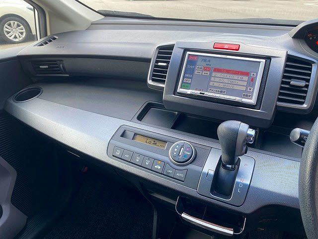 Honda FREED 2010-05 19214-21