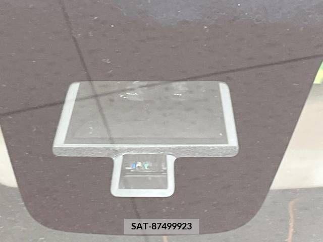 Suzuki HUSTLER 2017-02 220797-2