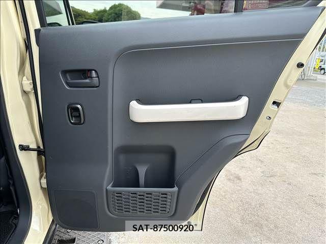 Suzuki HUSTLER 2019-06 312863-17