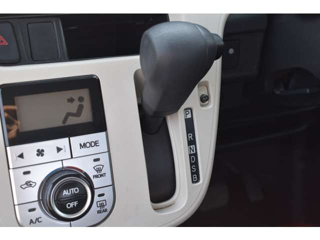 Daihatsu MOVE 2015-02 1166-7