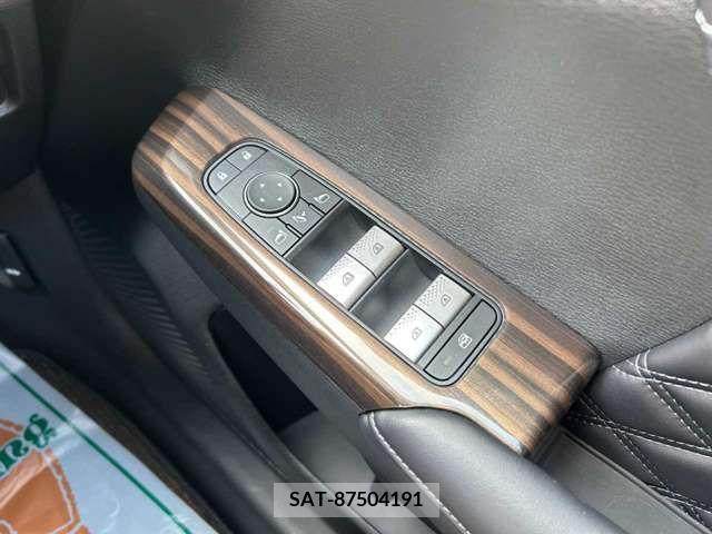 Mitsubishi OUTLANDER PHEV 2023-05 345109-16