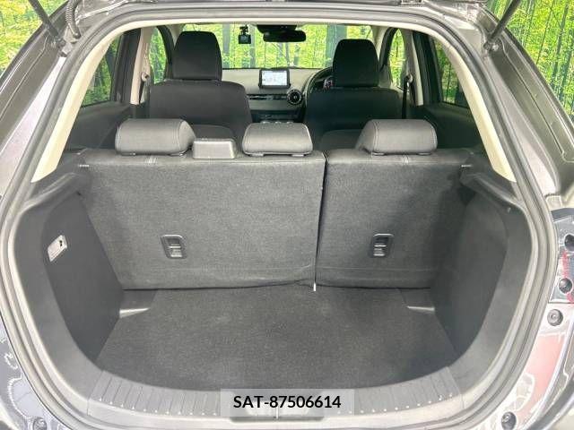 Mazda DEMIO 2017-09 390491-10