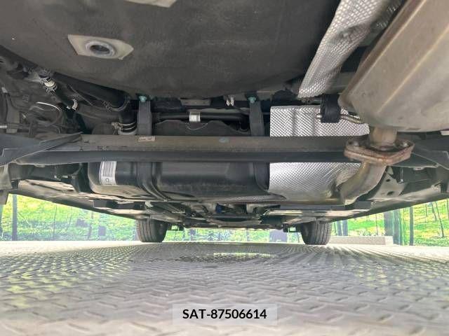 Mazda DEMIO 2017-09 390491-19