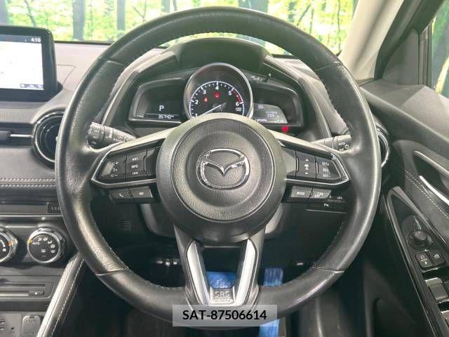 Mazda DEMIO 2017-09 390491-11