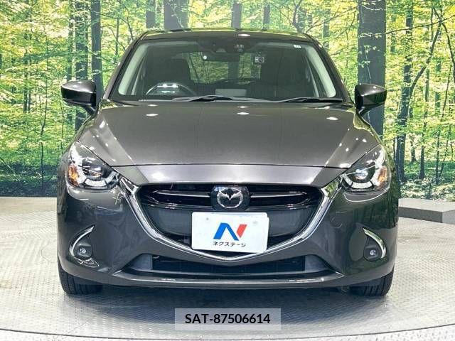 Mazda DEMIO 2017-09 390491-14