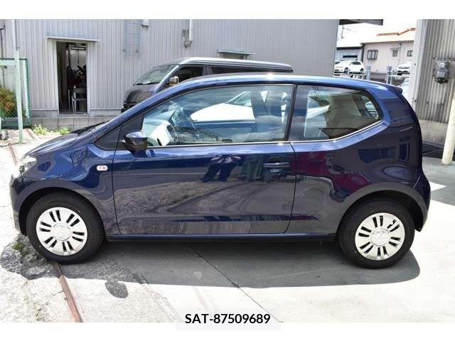 VolksWagen UP! 2013-11 320242-1