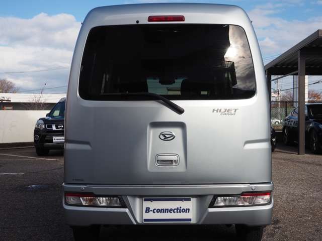Daihatsu HIJET CARGO 2018-03 196727-8