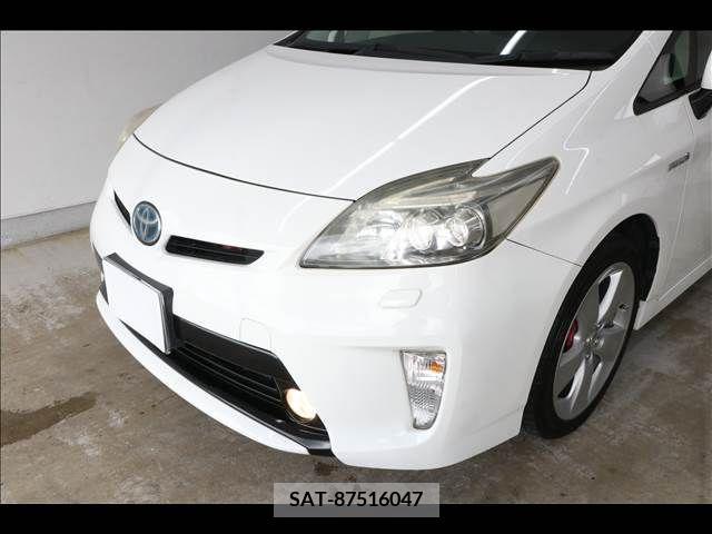 Toyota PRIUS 2013-05 251976-12