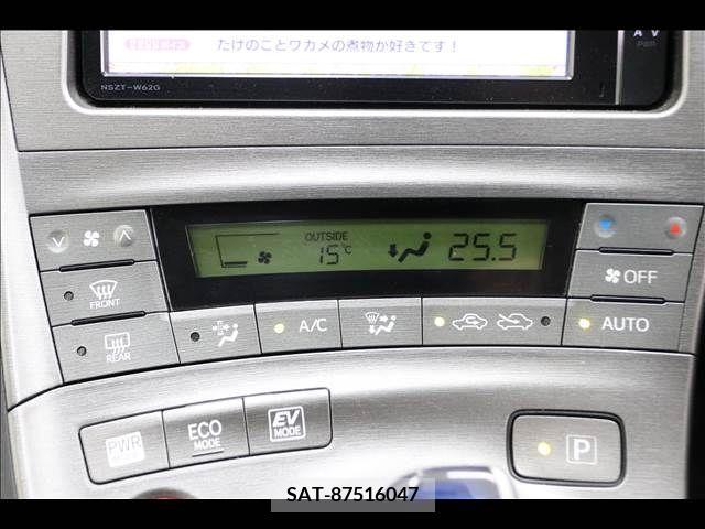 Toyota PRIUS 2013-05 251976-7