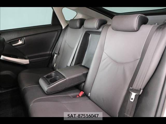 Toyota PRIUS 2013-05 251976-17