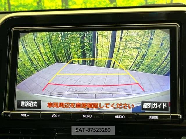 Toyota C-HR 2018-10 215467-5