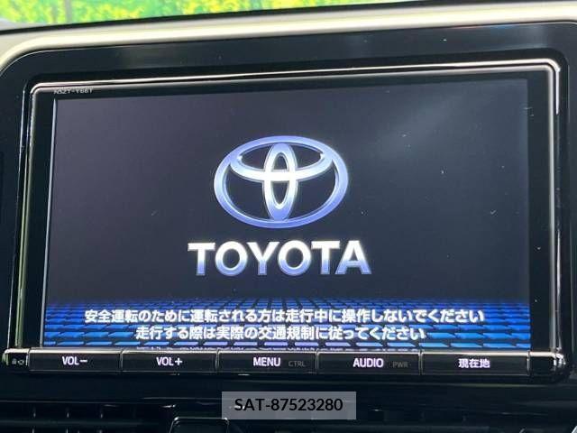 Toyota C-HR 2018-10 215467-2
