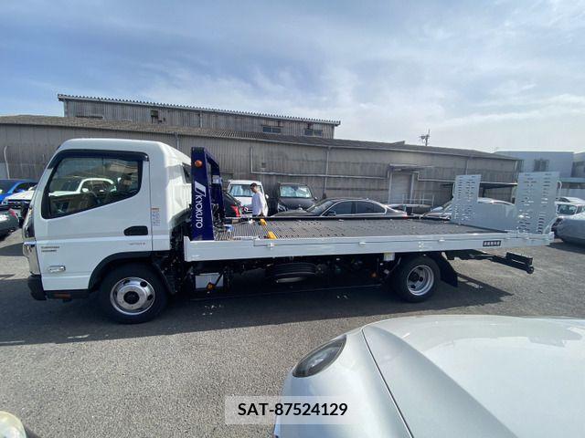 Mitsubishi CANTER 2023-11 294444-5