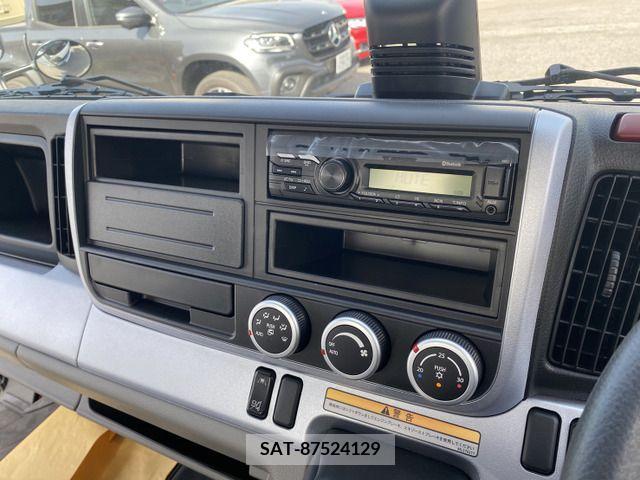 Mitsubishi CANTER 2023-11 294444-13