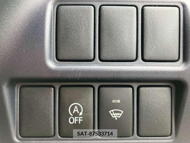 Toyota VOXY 2015-10 338478-13