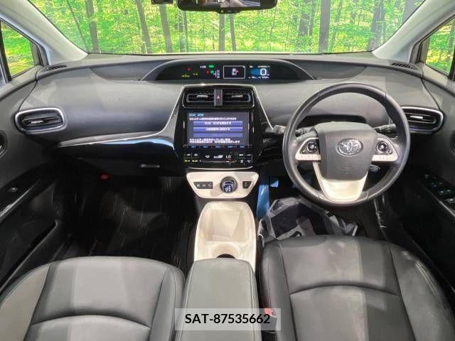 Toyota PRIUS 2016-04 345620-1
