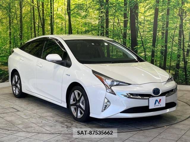 Toyota PRIUS 2016-04 345620-16