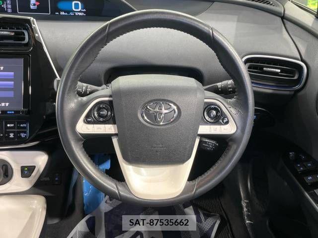 Toyota PRIUS 2016-04 345620-11