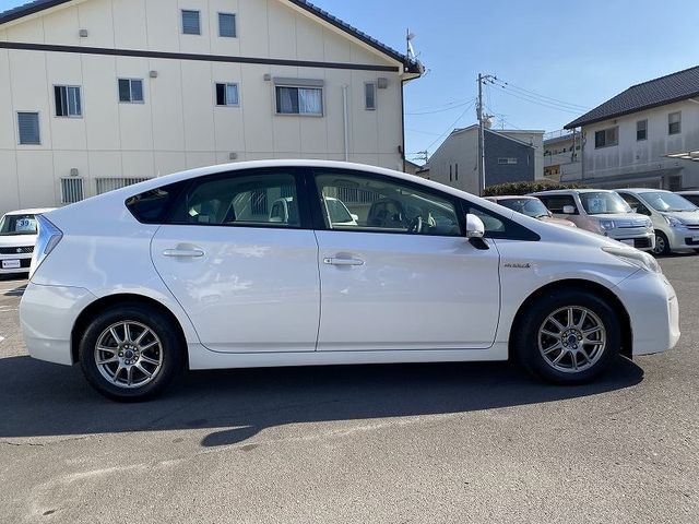 Toyota PRIUS 2012-03 187252-8