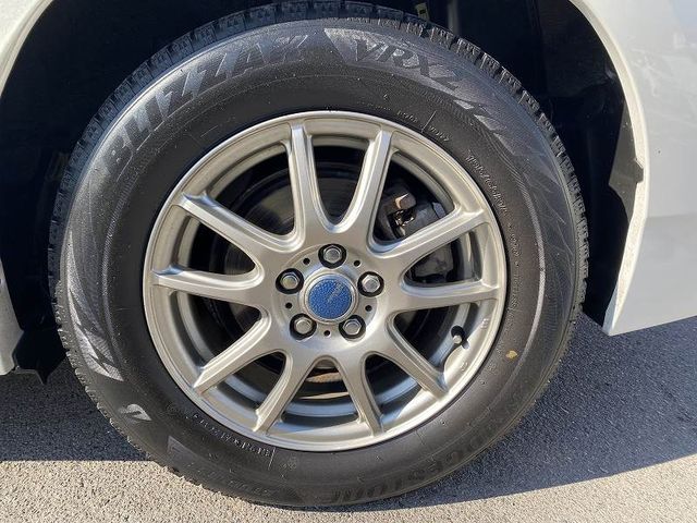 Toyota PRIUS 2012-03 187252-22