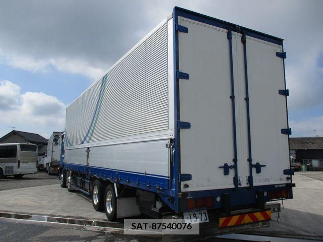 Isuzu GIGA 2016-09 201668-4