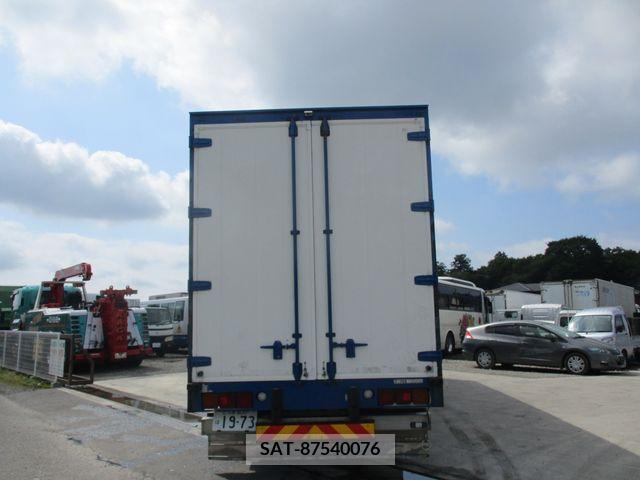 Isuzu GIGA 2016-09 201668-5
