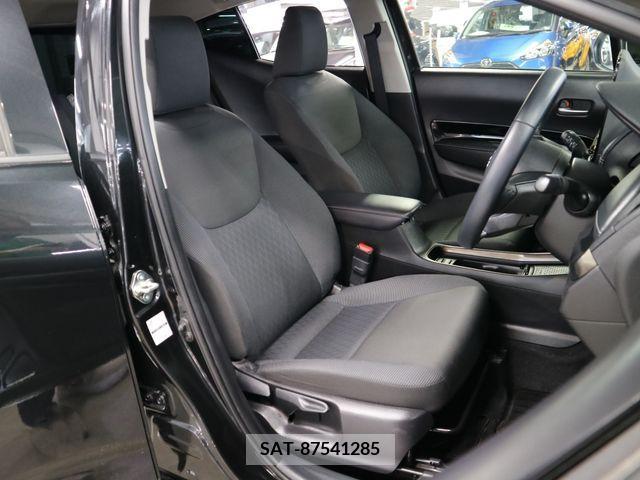 Toyota AQUA 2021-08 261254-11