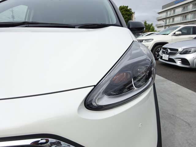 Toyota SIENTA 2021-10 181305-3