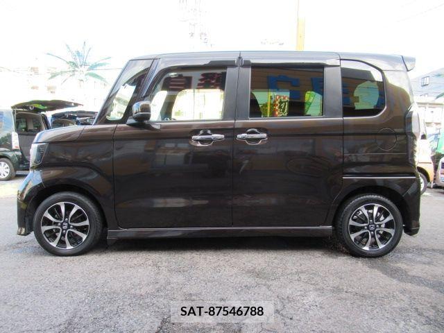 Honda N BOX CUSTOM 2018-01 216426-4