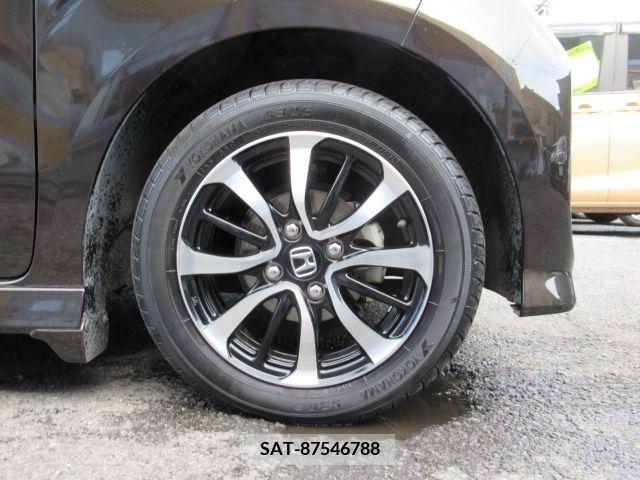 Honda N BOX CUSTOM 2018-01 216426-7