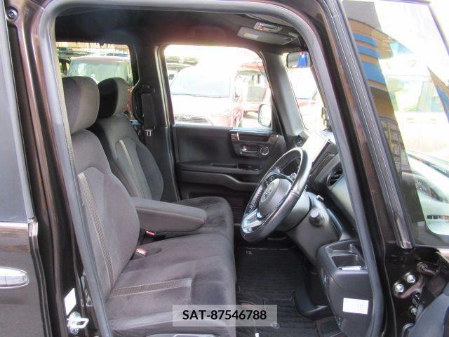 Honda N BOX CUSTOM 2018-01 216426-12