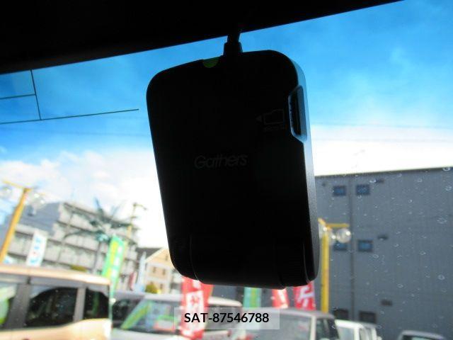 Honda N BOX CUSTOM 2018-01 216426-21