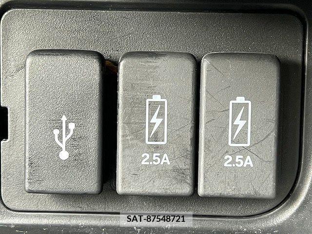 Honda N BOX CUSTOM 2019-08 279233-11