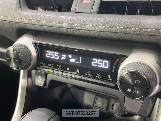 Toyota RAV4 2019-06 366888-6