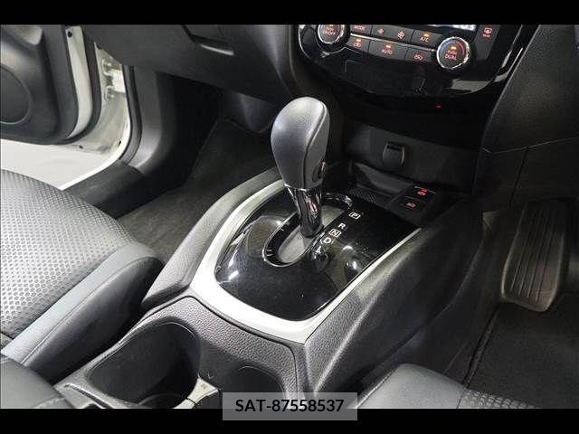 Nissan X-TRAIL 2018-08 371202-11