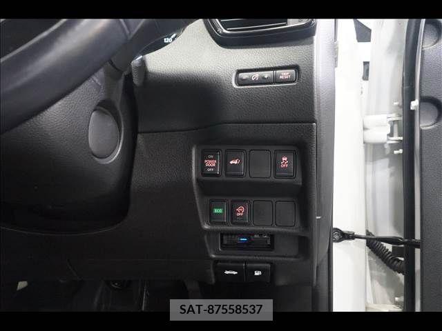 Nissan X-TRAIL 2018-08 371202-13