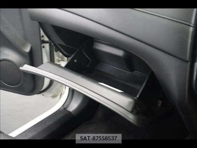 Nissan X-TRAIL 2018-08 371202-12