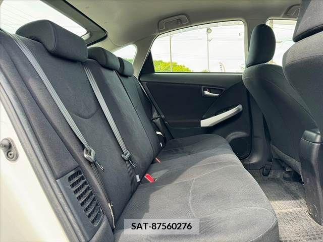 Toyota PRIUS 2014-08 282072-19
