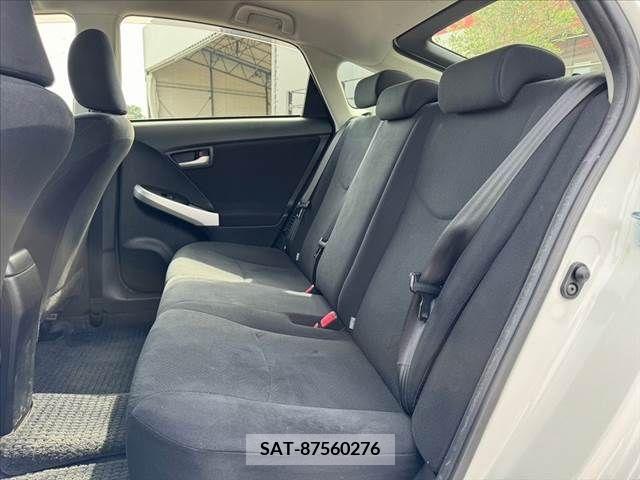 Toyota PRIUS 2014-08 282072-17