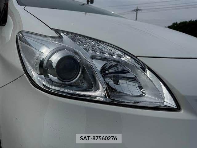 Toyota PRIUS 2014-08 282072-29