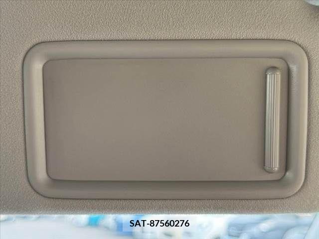 Toyota PRIUS 2014-08 282072-25