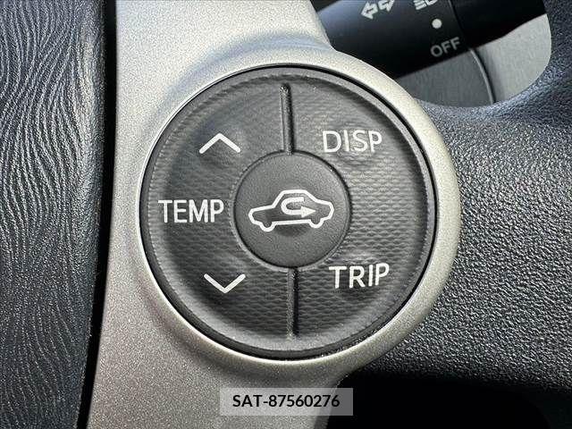 Toyota PRIUS 2014-08 282072-22