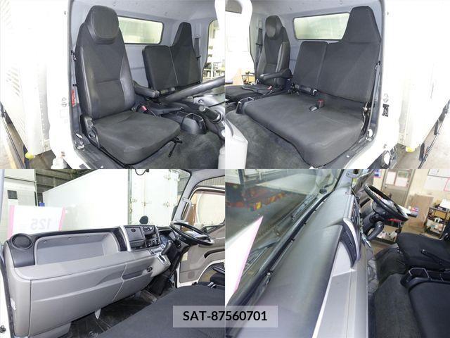 Mitsubishi CANTER 2018-03 294452-10