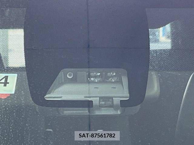 Toyota NOAH 2019-04 392818-2