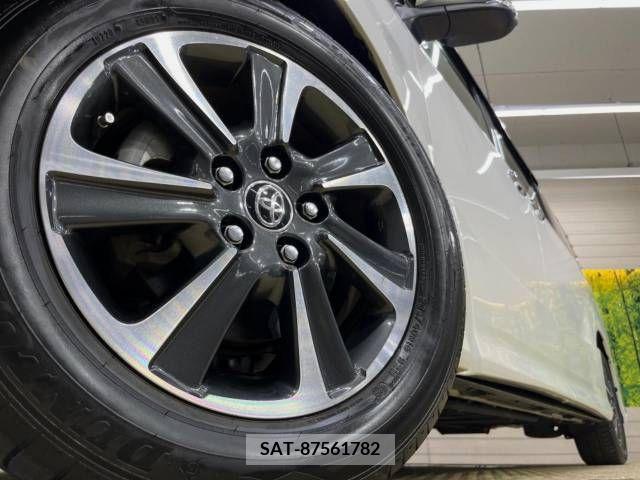 Toyota NOAH 2019-04 392818-14