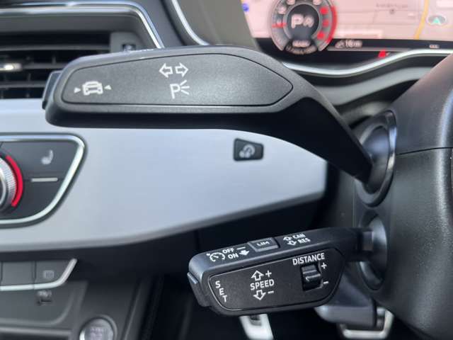 Audi A4 2023-03 25075-13
