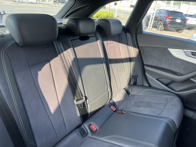 Audi A4 2023-03 25075-17