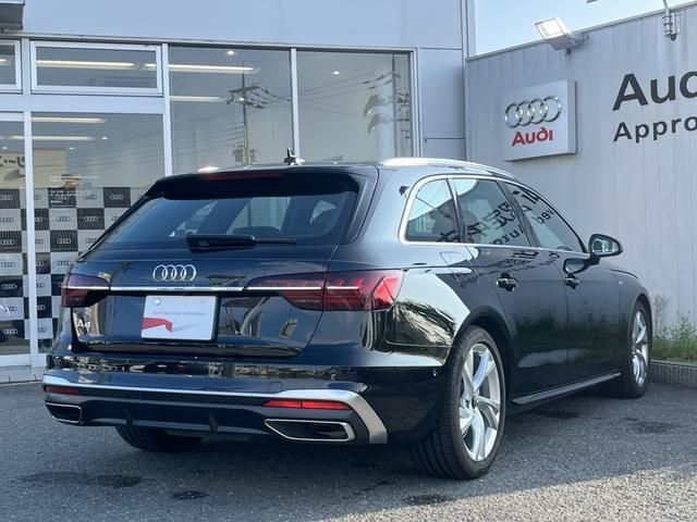 Audi A4 2023-03 25075-1