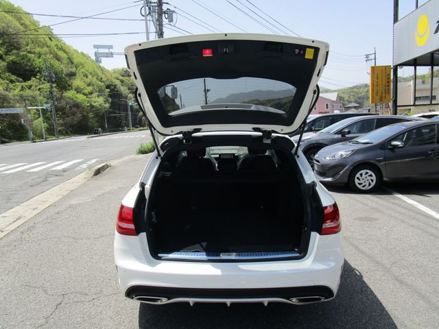 Mercedes Benz C-CLASS 2018-03 2373-8